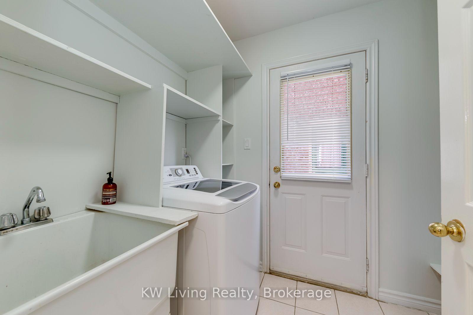 Photo 30 of 531 Avonwick Avenue, Mississauga, Hurontario — HOMEH