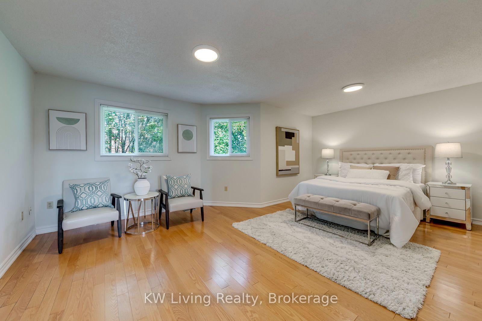 Photo 33 of 531 Avonwick Avenue, Mississauga, Hurontario — HOMEH