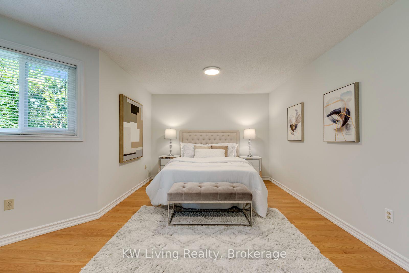 Photo 34 of 531 Avonwick Avenue, Mississauga, Hurontario — HOMEH
