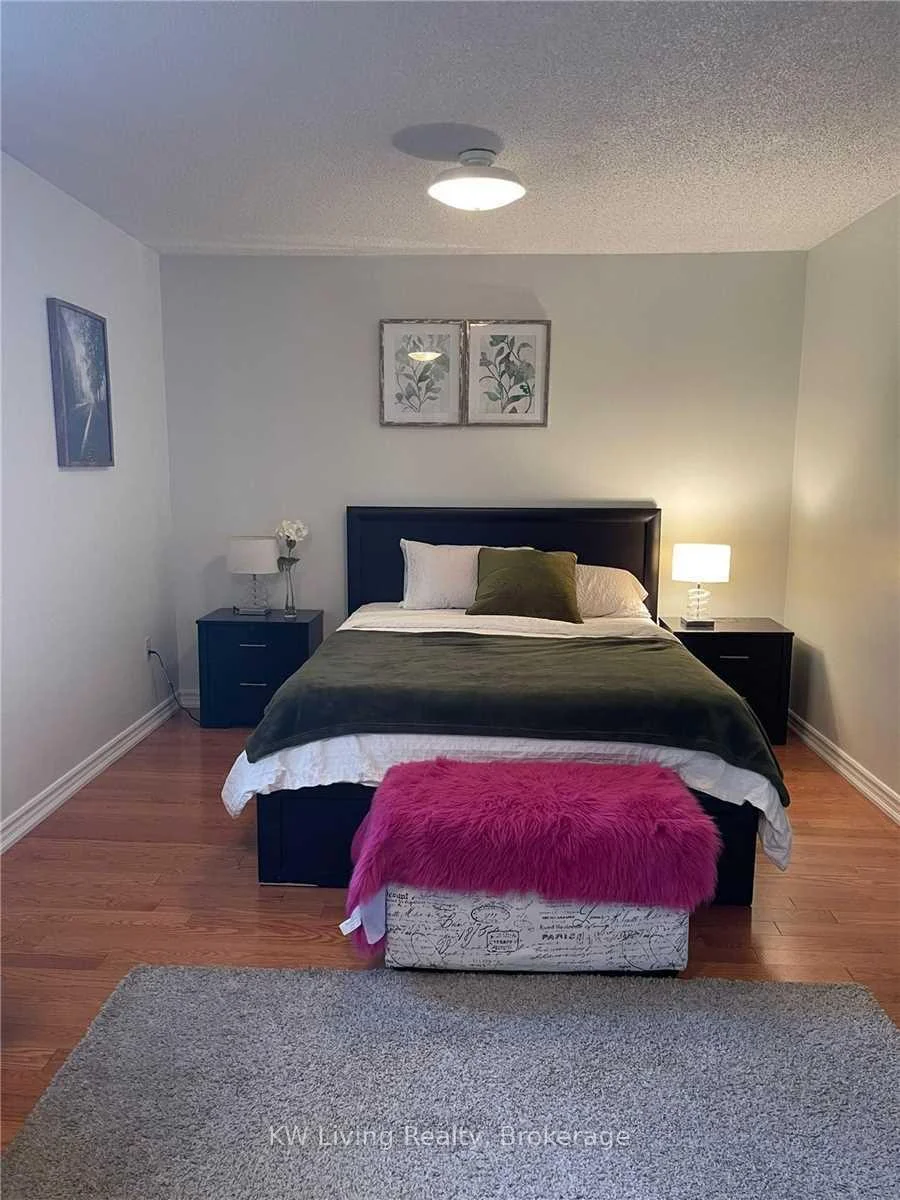 Photo 20 of 531 Avonwick Avenue, Mississauga, Hurontario — HOMEH