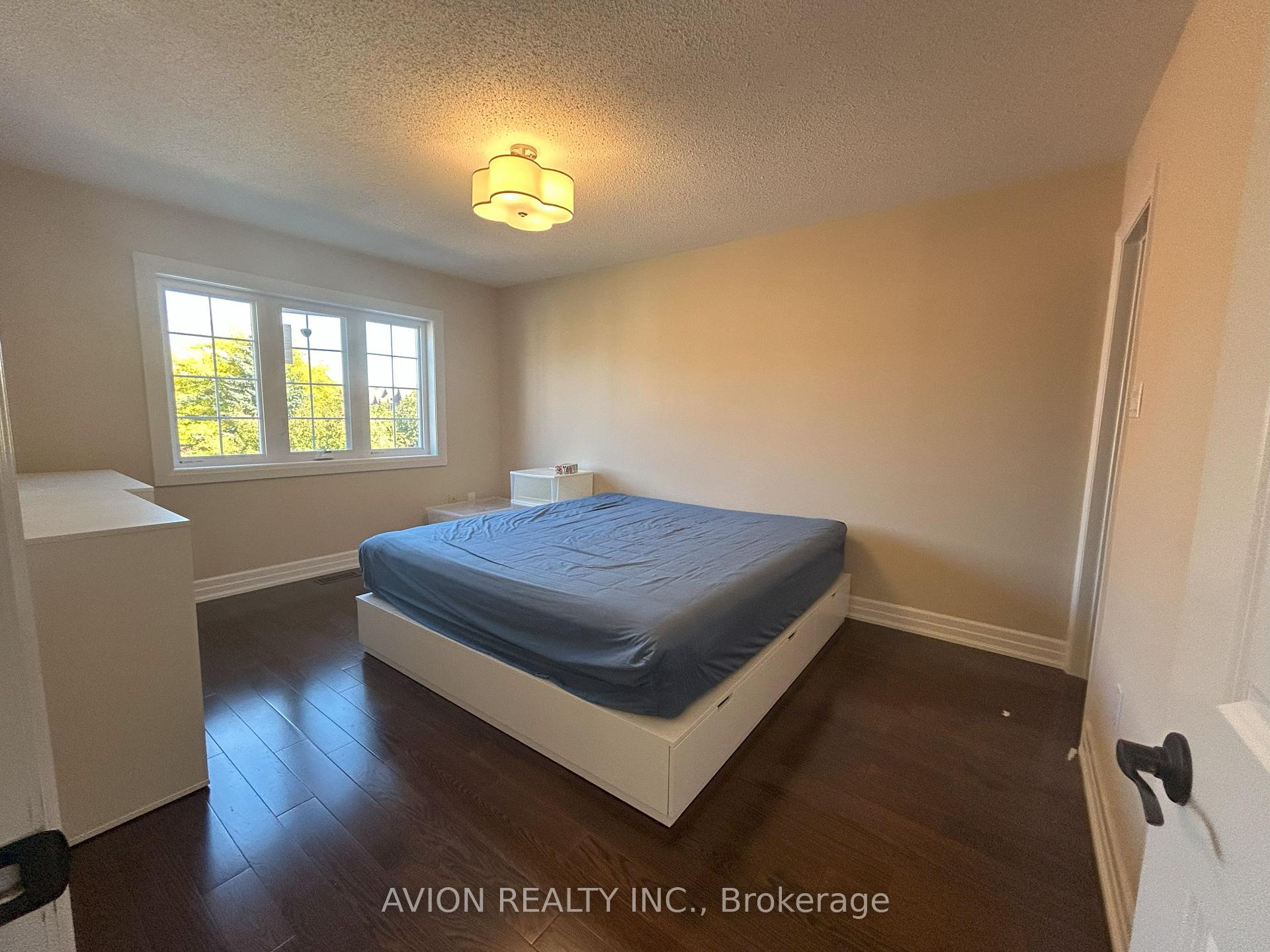Photo 13 of Unit 37, 95 Weldrick Avenue, Richmond Hill, Observatory — HOMEH