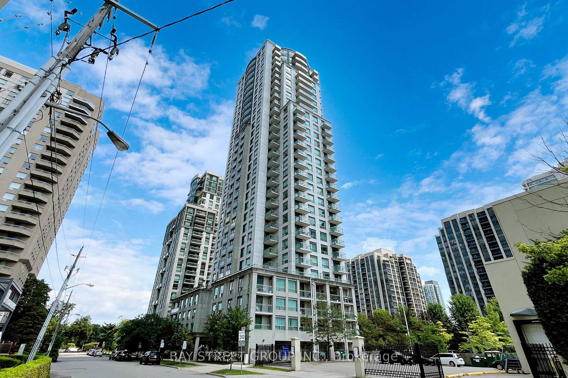 Front of Unit 801, 21 Hillcrest Avenue