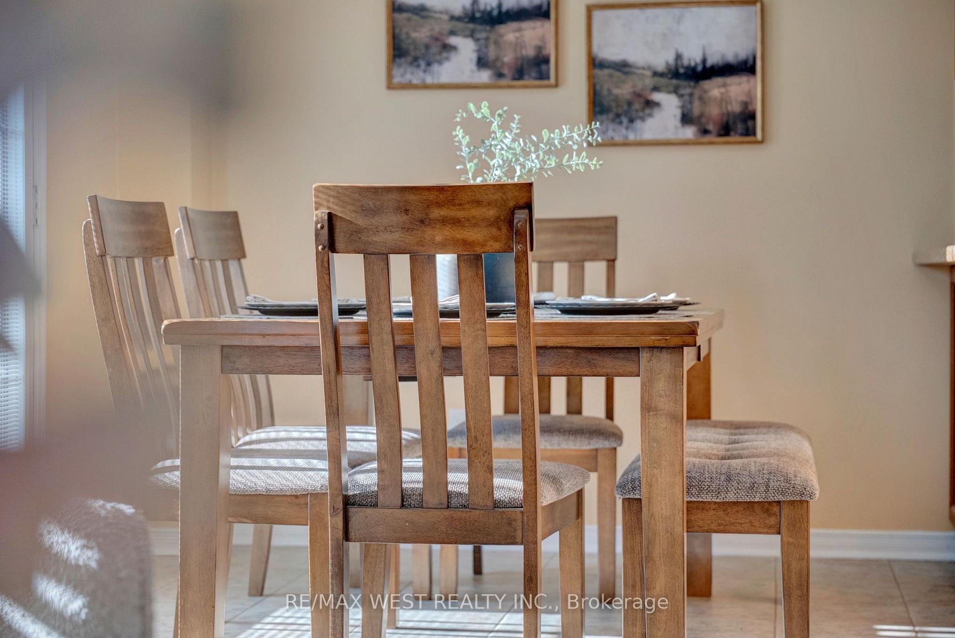 Photo 9 of 1210 Meath Drive, Oshawa, Pinecrest — HOMEH