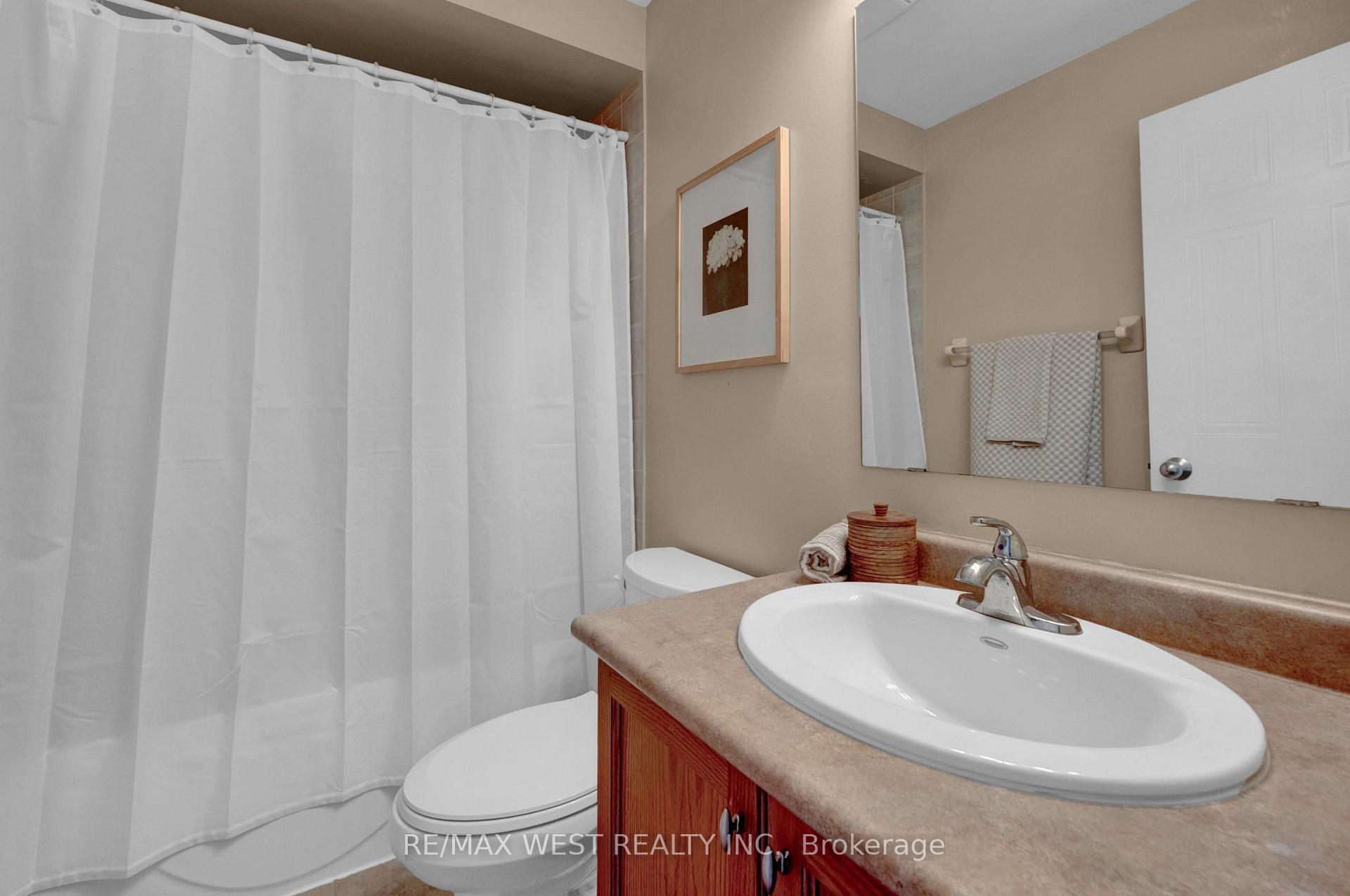 Photo 21 of 1210 Meath Drive, Oshawa, Pinecrest — HOMEH