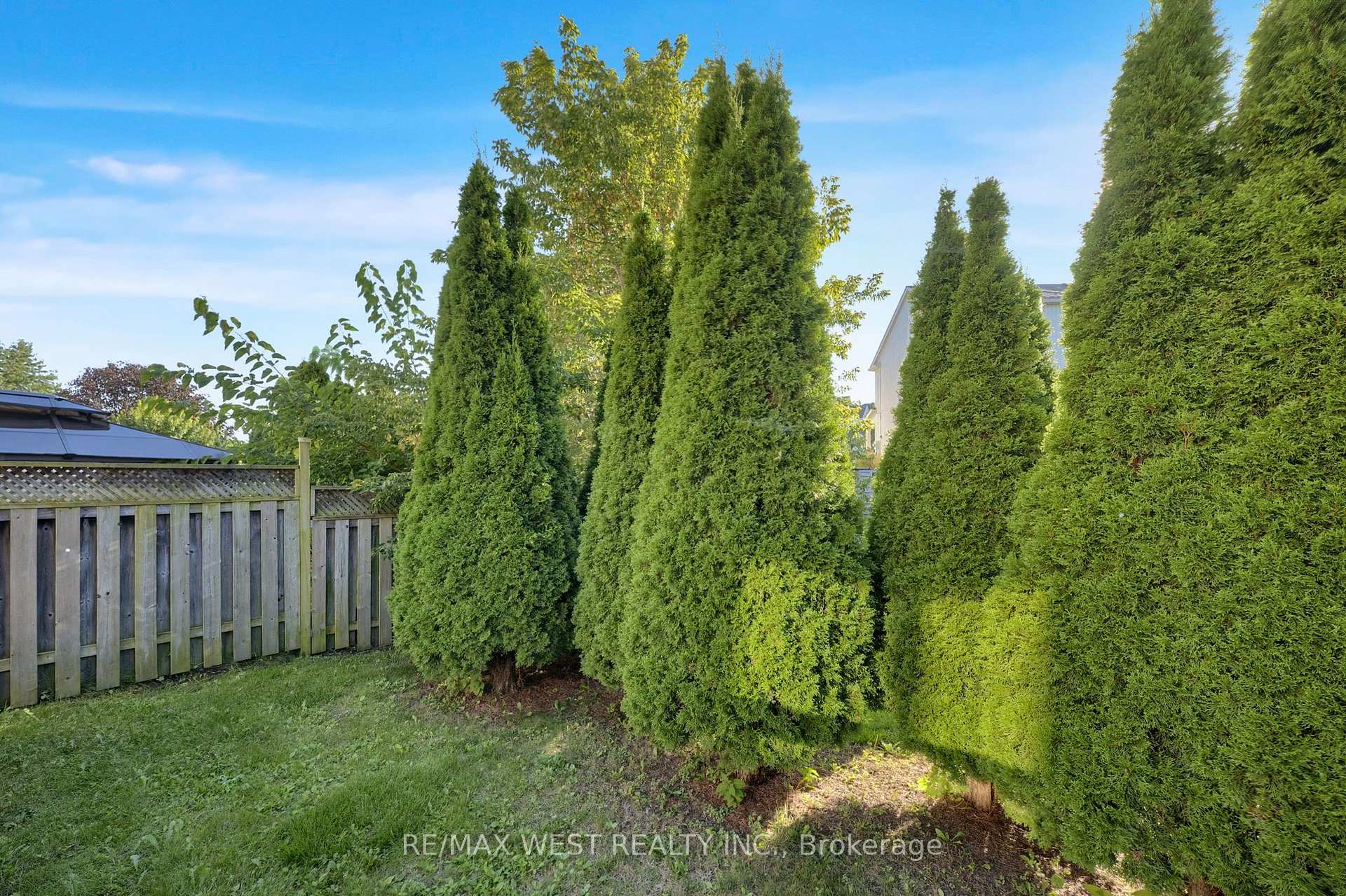 Photo 31 of 1210 Meath Drive, Oshawa, Pinecrest — HOMEH