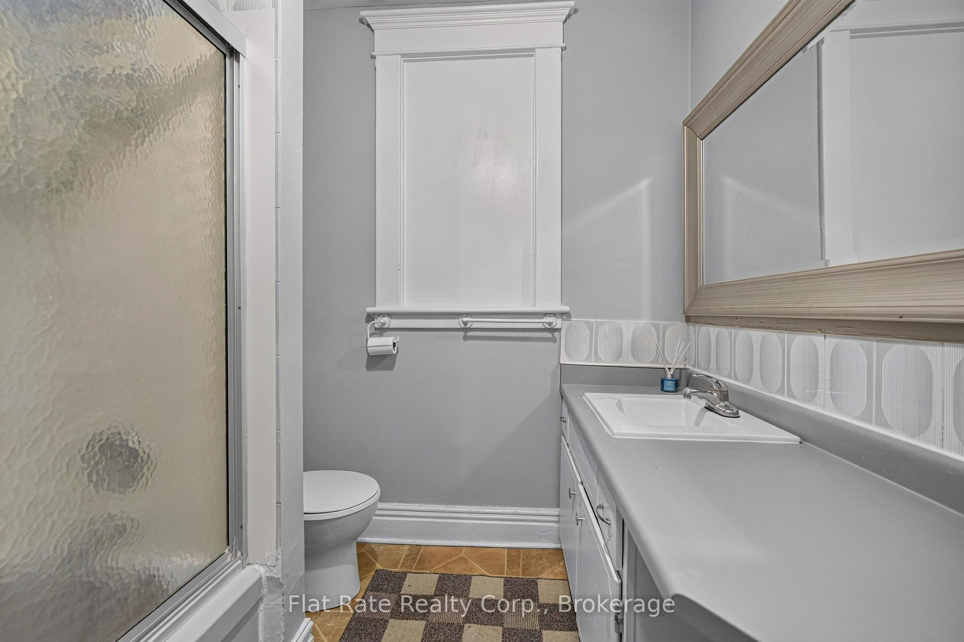 Photo 21 of 660 George Street N, Peterborough, Town Ward 3 — HOMEH