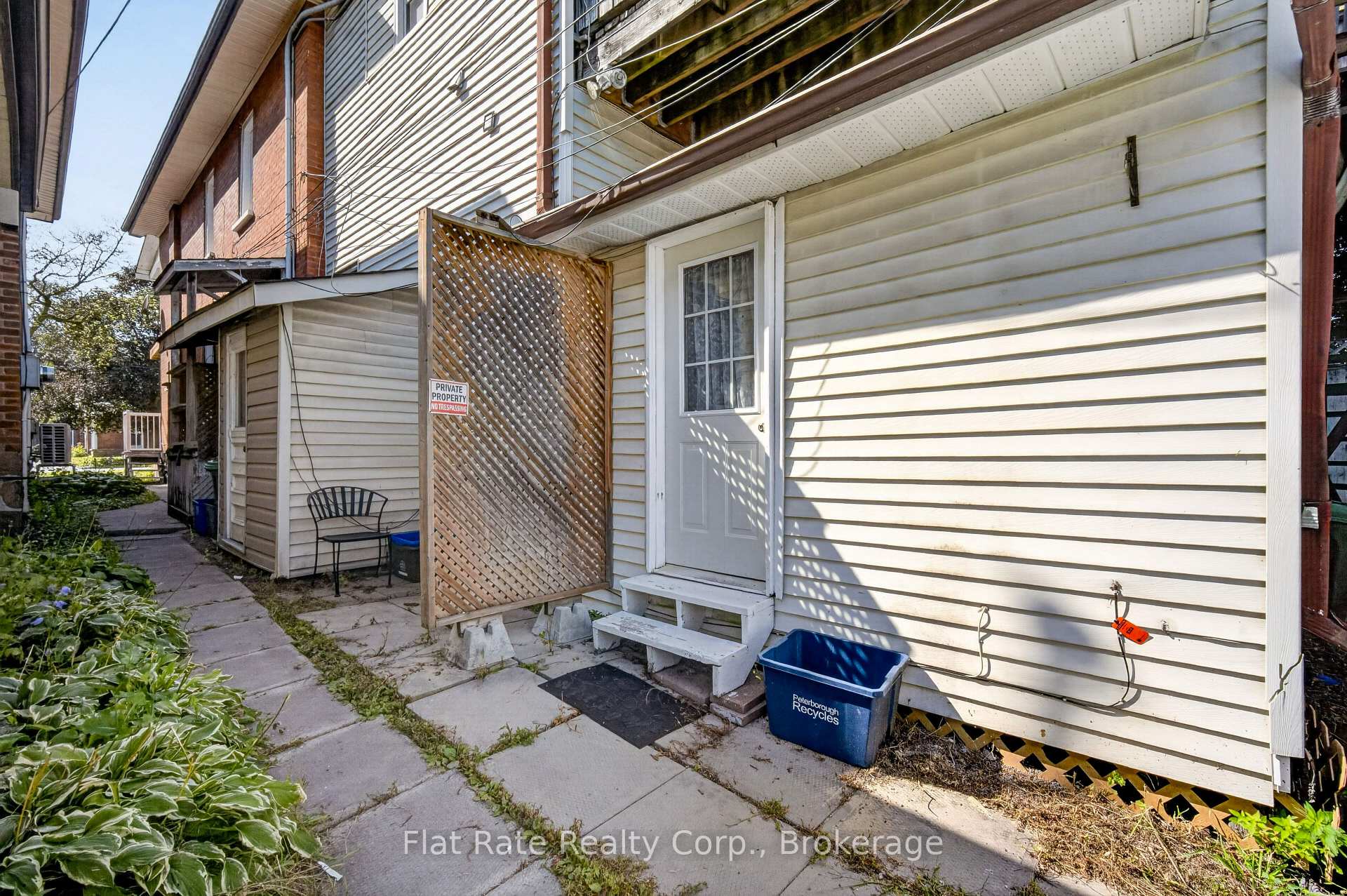 Photo 39 of 660 George Street N, Peterborough, Town Ward 3 — HOMEH