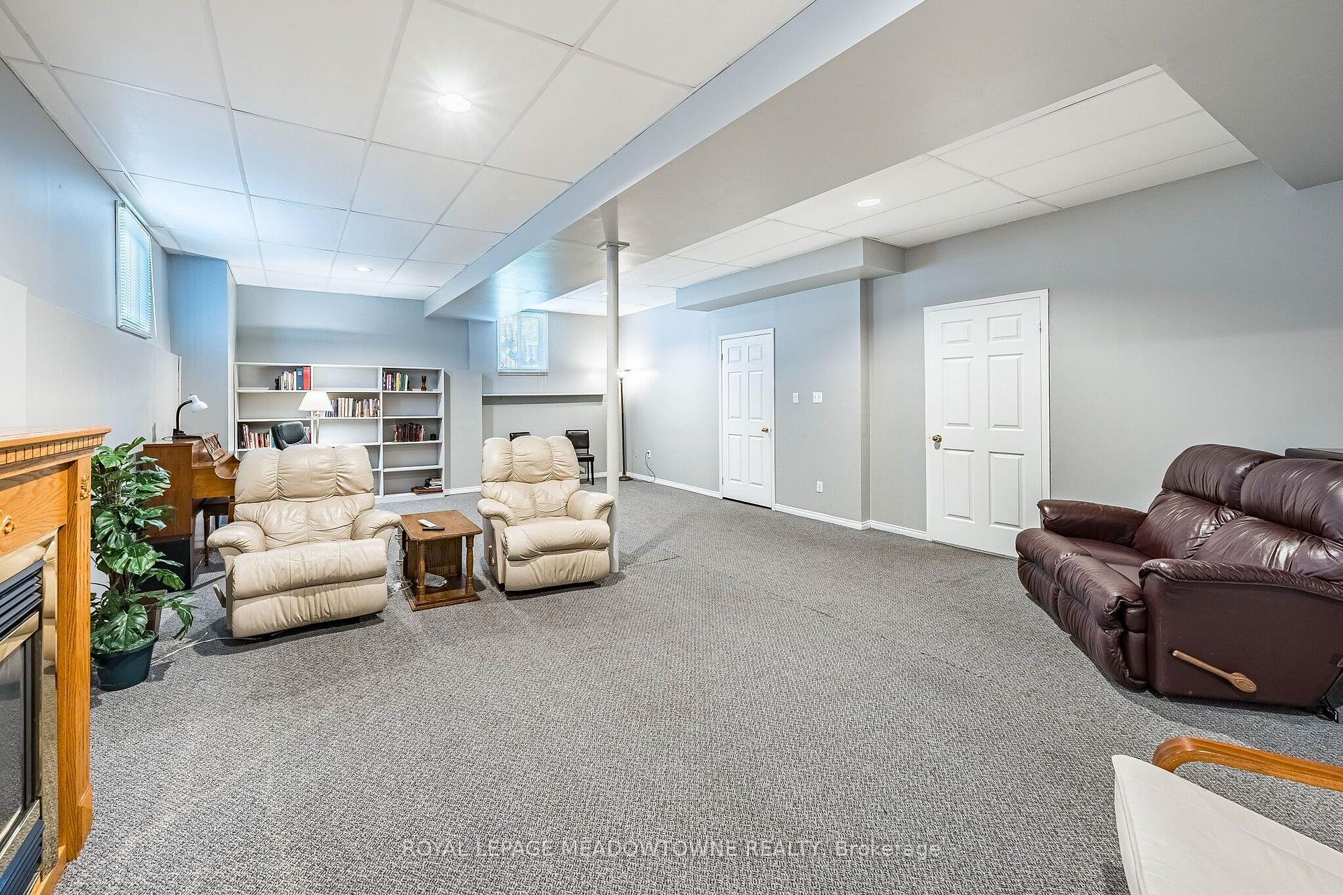 Photo 28 of 89 Standish Street, Halton Hills, Georgetown — HOMEH