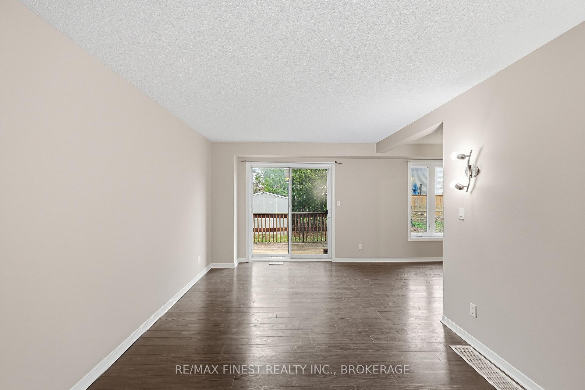 Photo 11 of 870 Walker Court, Kingston, East Gardiners Rd — HOMEH