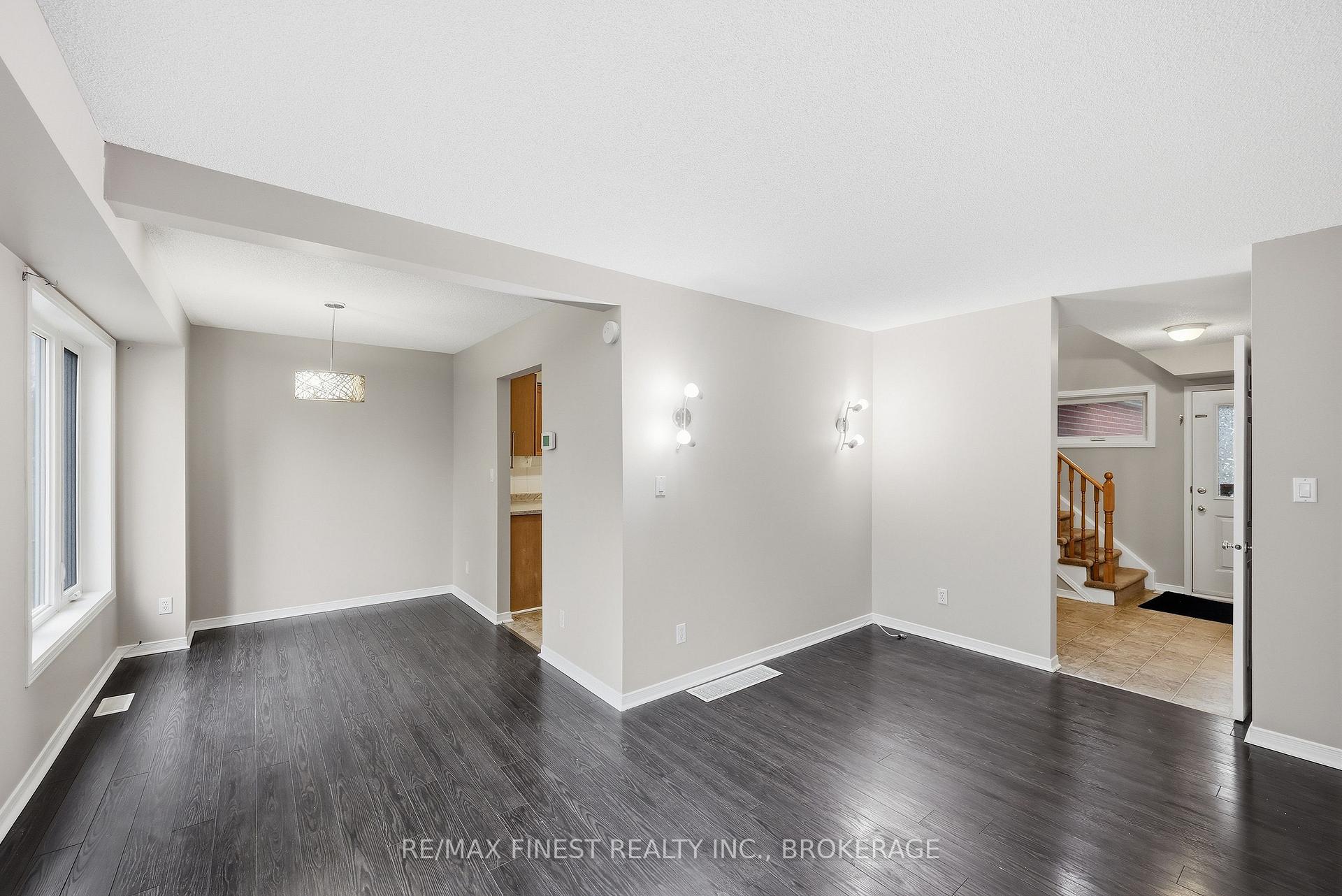 Photo 14 of 870 Walker Court, Kingston, East Gardiners Rd — HOMEH