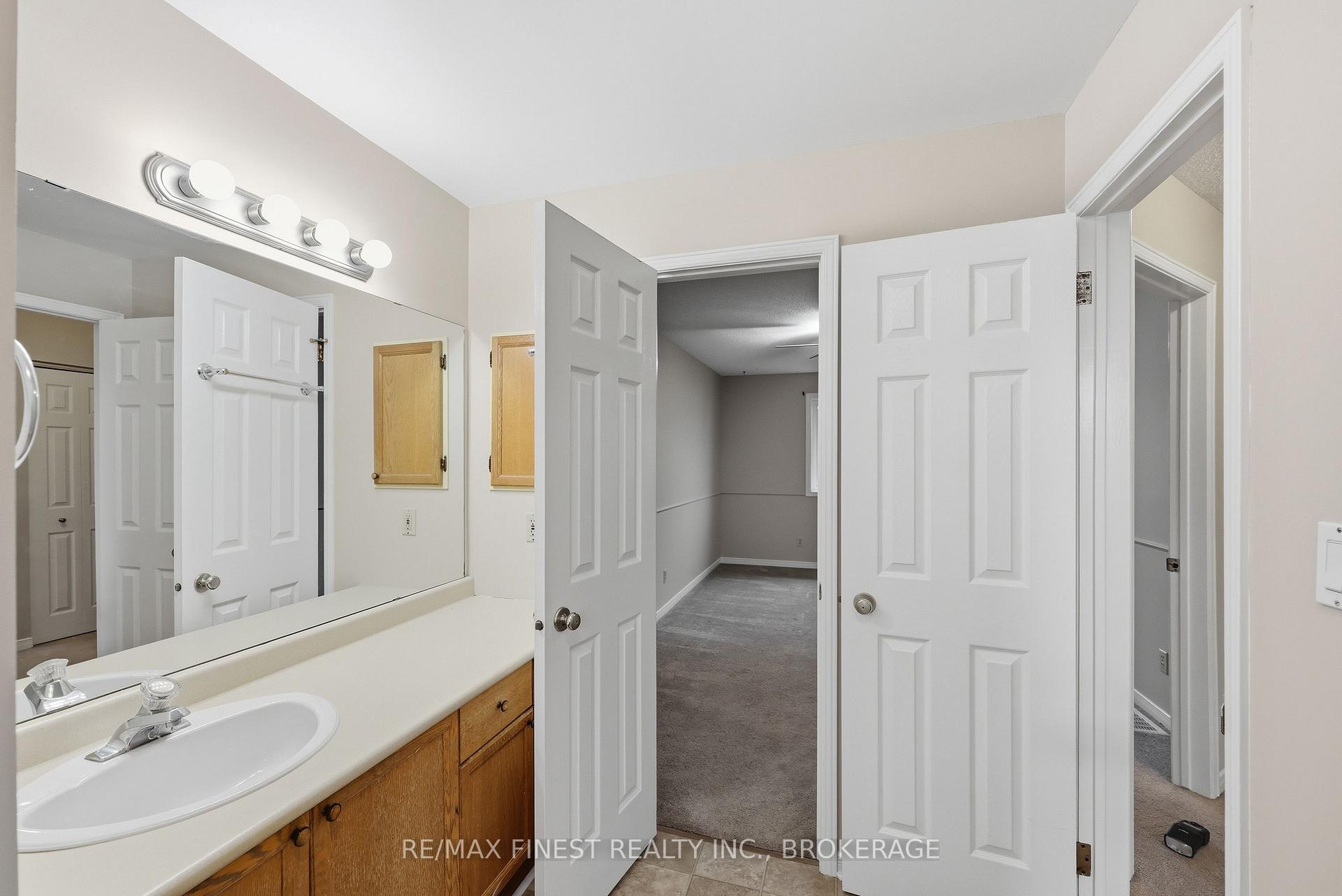 Photo 36 of 870 Walker Court, Kingston, East Gardiners Rd — HOMEH