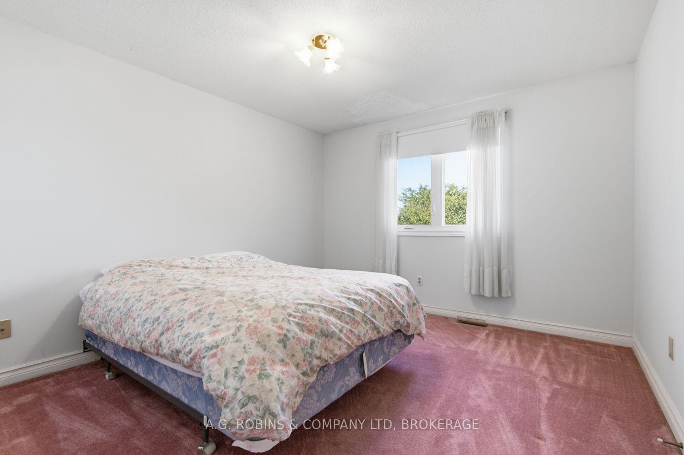 Photo 23 of 381 Kerman Avenue, Grimsby, Grimsby Beach — HOMEH