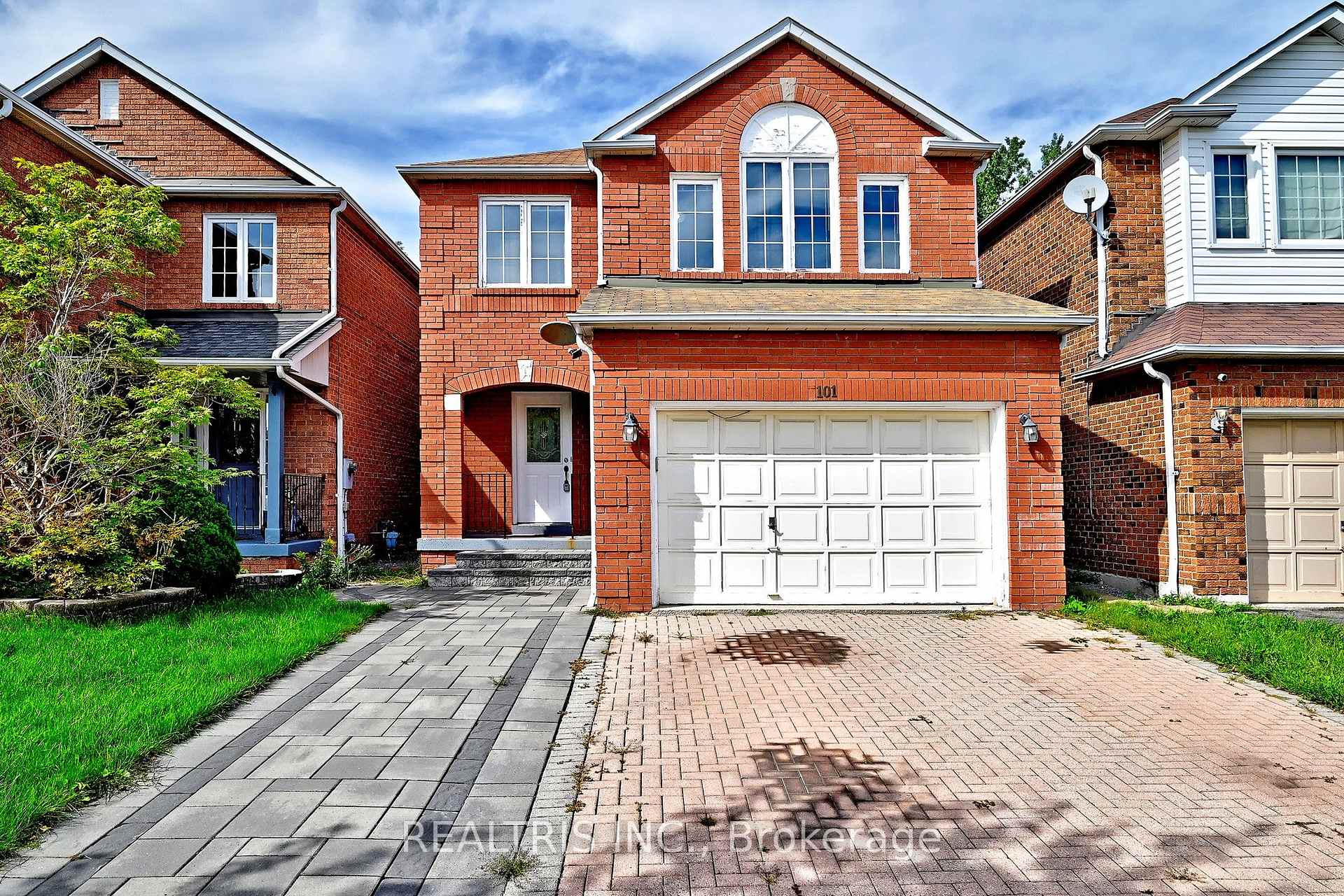 Photo 1 of 101 Booth Crescent N, Ajax, Central — HOMEH