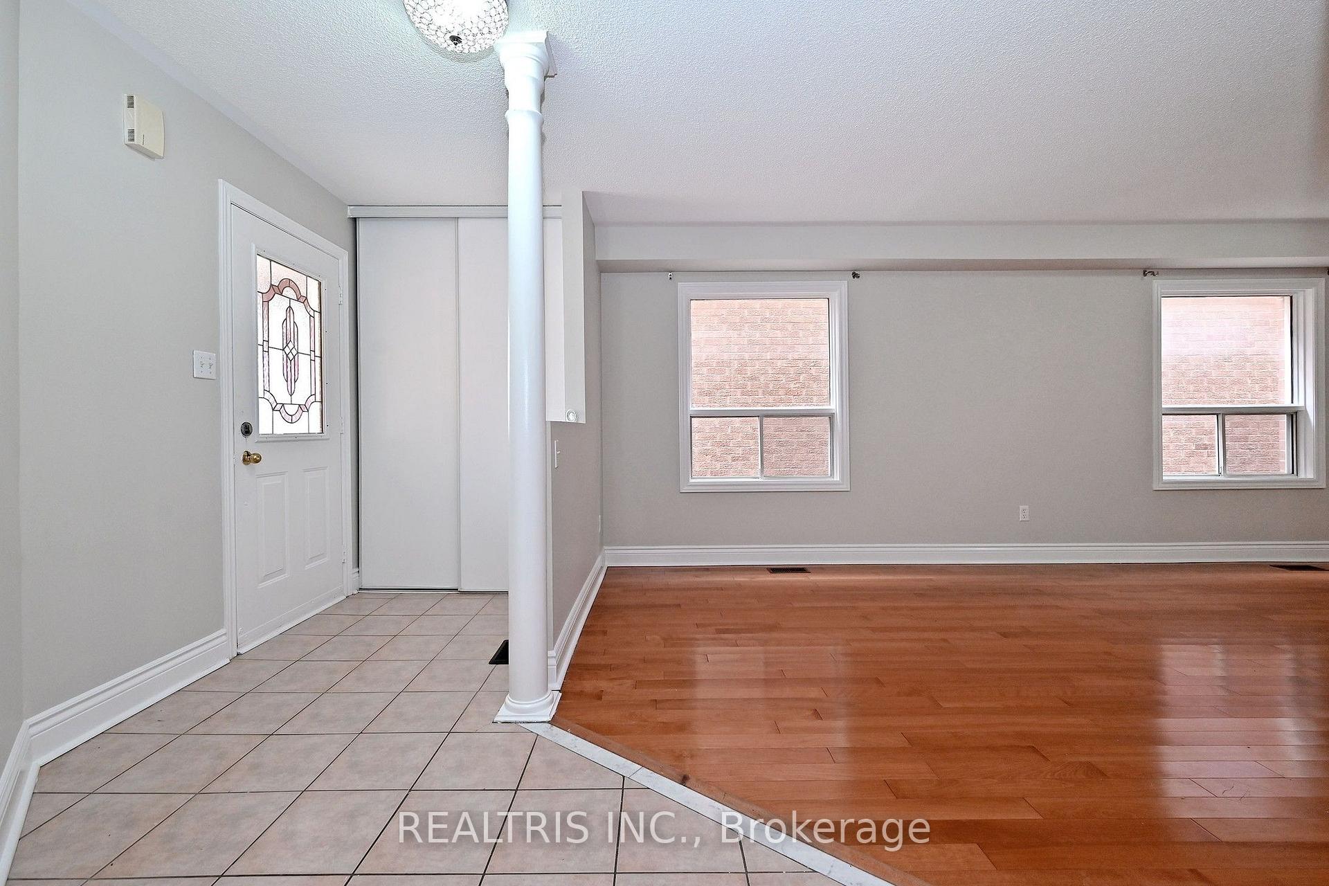 Photo 4 of 101 Booth Crescent N, Ajax, Central — HOMEH