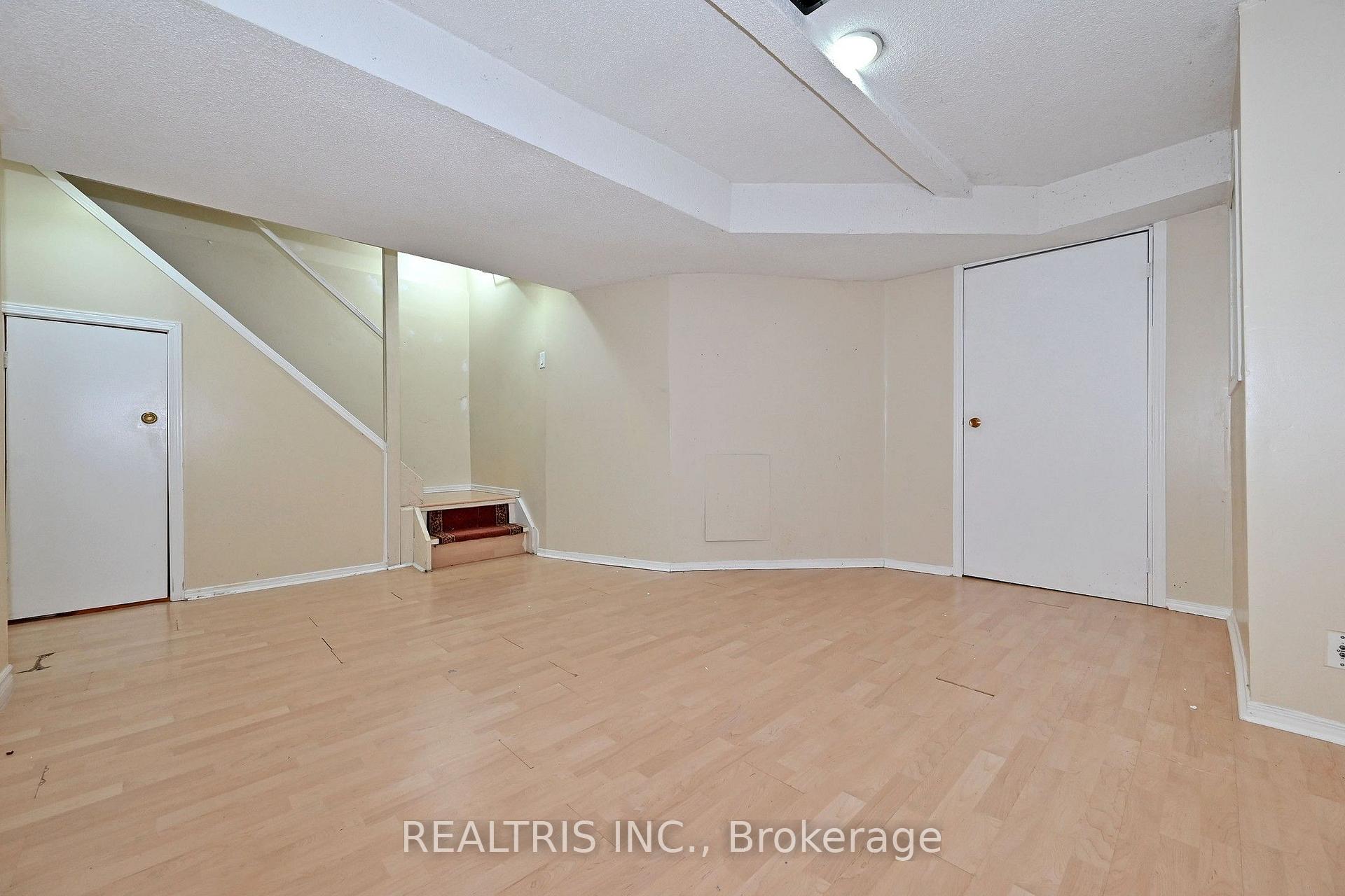 Photo 41 of 101 Booth Crescent N, Ajax, Central — HOMEH