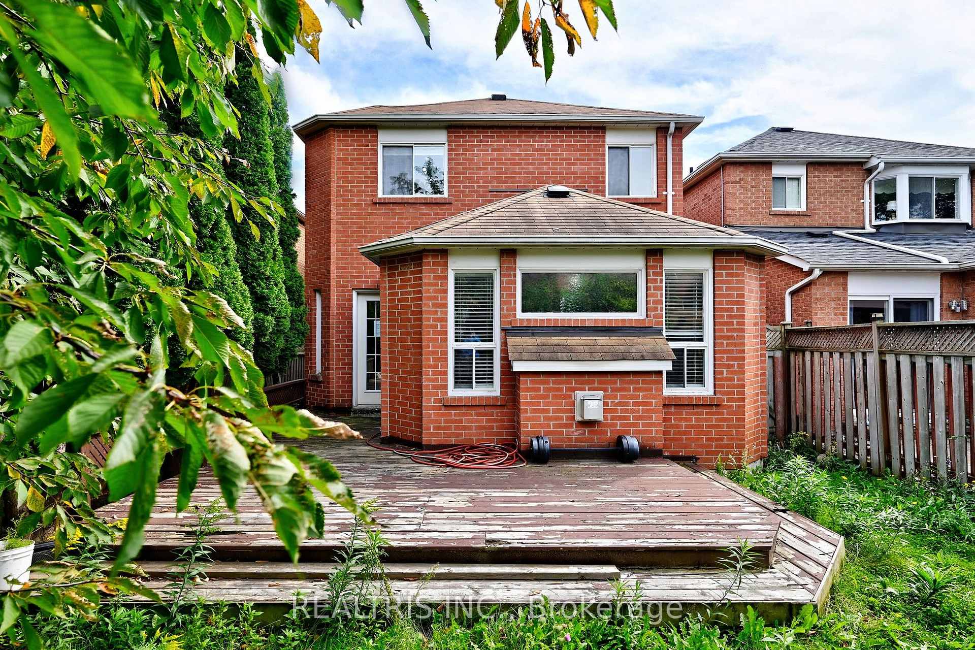 Photo 49 of 101 Booth Crescent N, Ajax, Central — HOMEH