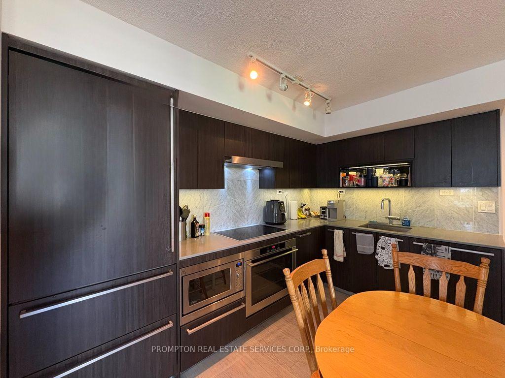Photo 7 of Unit 706, 80 Queens Wharf Road, Toronto, Waterfront Communities — HOMEH