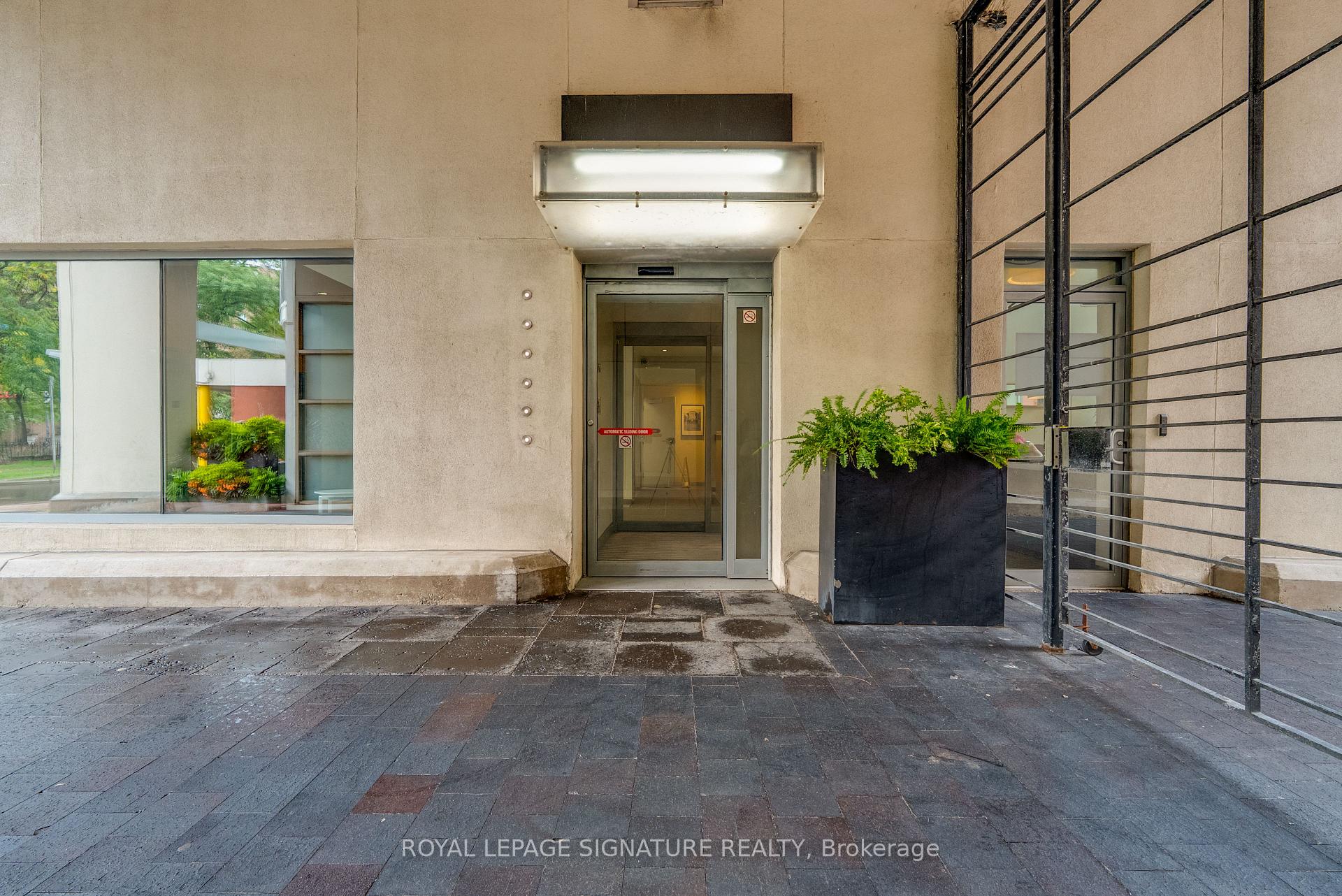 Photo 14 of Unit 302, 222 The Esplanade, Toronto, Waterfront Communities — HOMEH