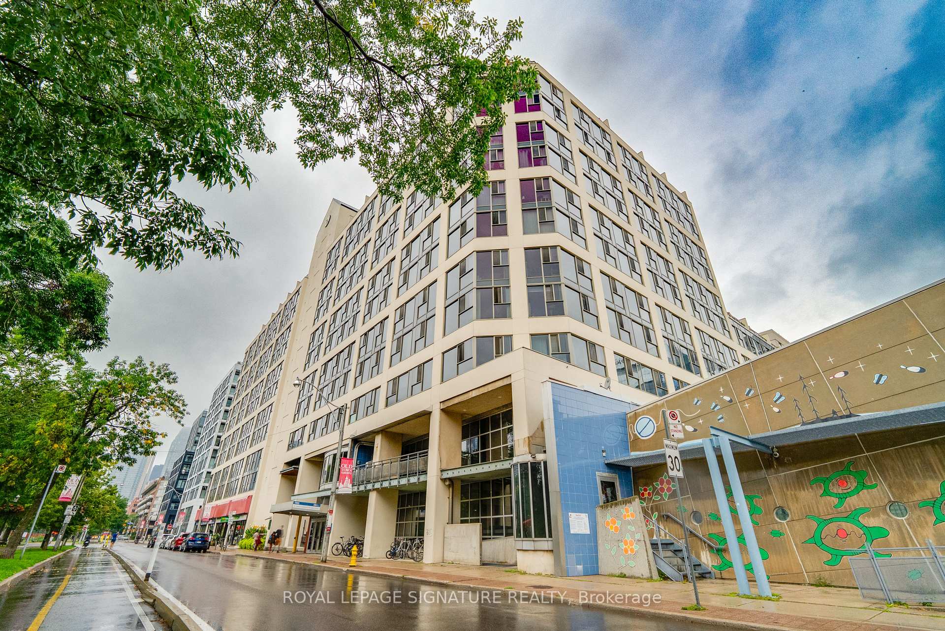 Photo 16 of Unit 302, 222 The Esplanade, Toronto, Waterfront Communities — HOMEH