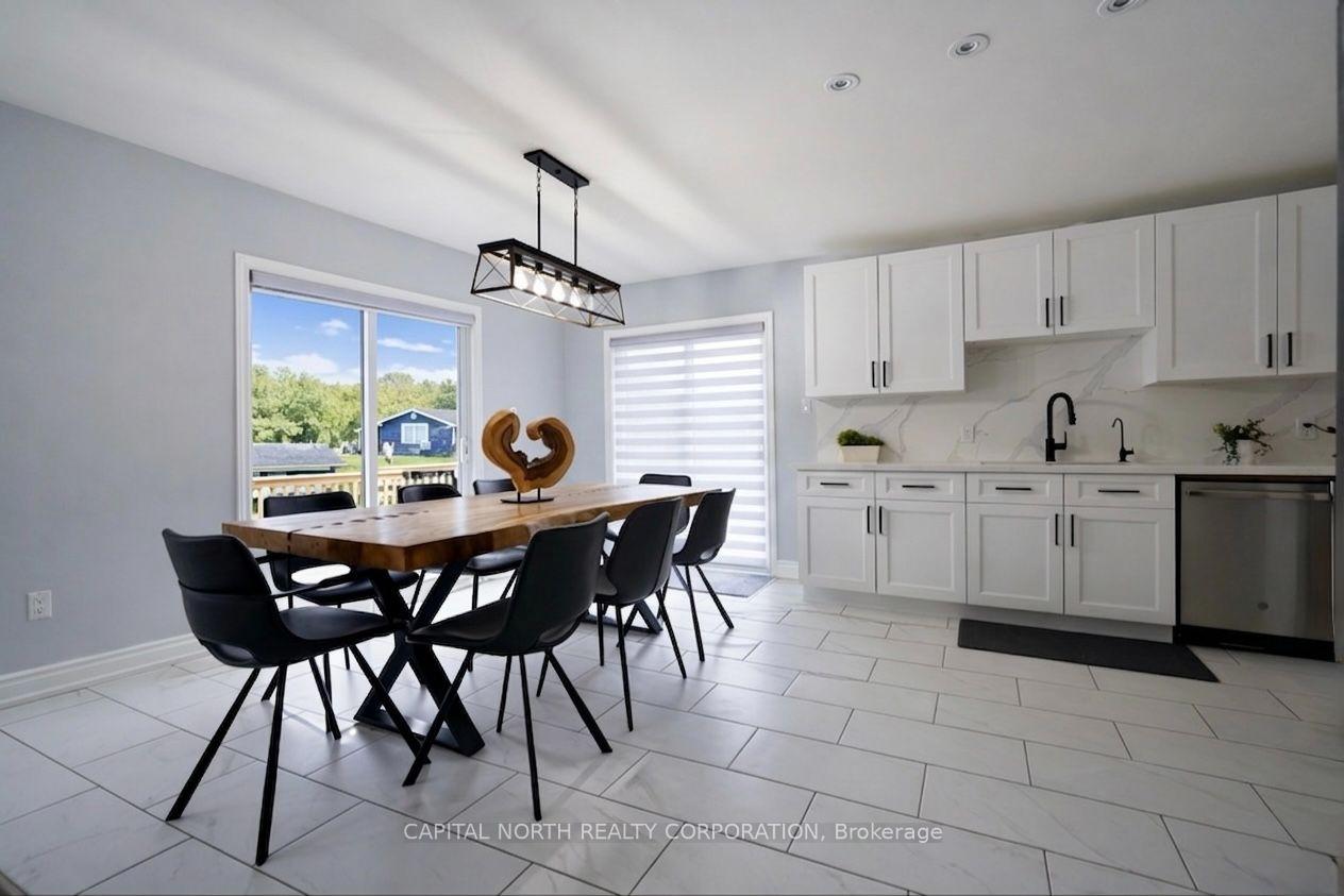 Photo 11 of 8 Downer Crescent, Wasaga Beach — HOMEH