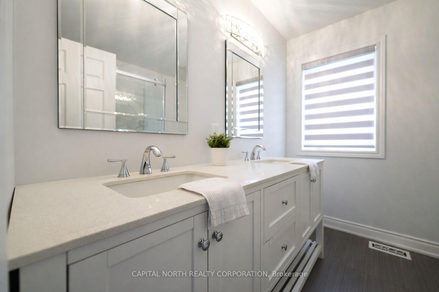 Photo 15 of 8 Downer Crescent, Wasaga Beach — HOMEH