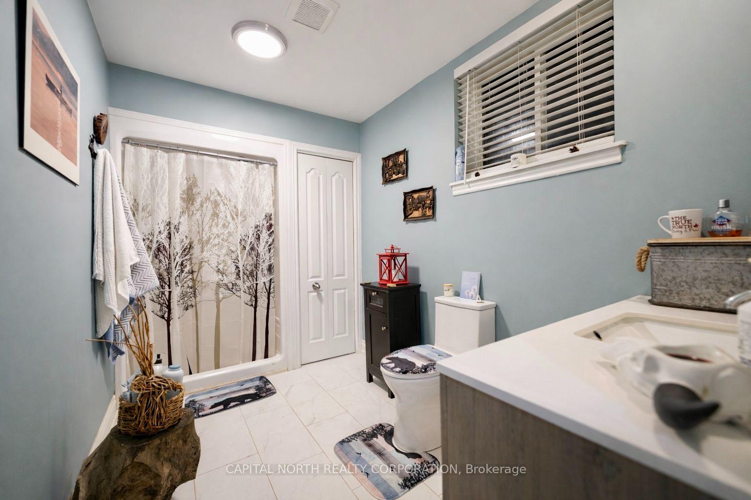 Photo 30 of 8 Downer Crescent, Wasaga Beach — HOMEH