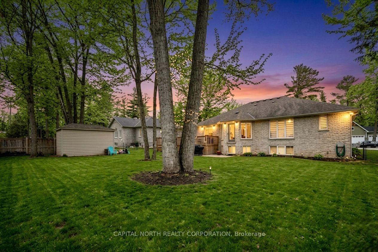 Photo 35 of 8 Downer Crescent, Wasaga Beach — HOMEH