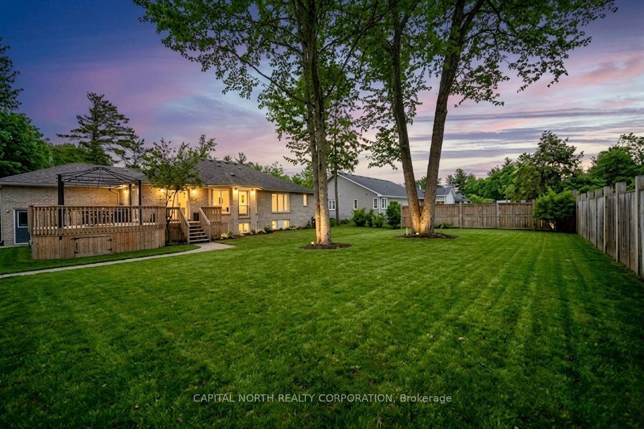 Photo 36 of 8 Downer Crescent, Wasaga Beach — HOMEH