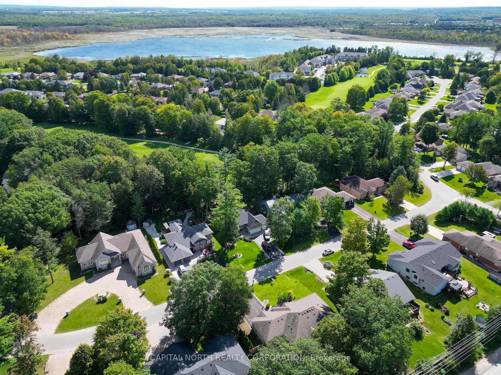 Photo 40 of 8 Downer Crescent, Wasaga Beach — HOMEH