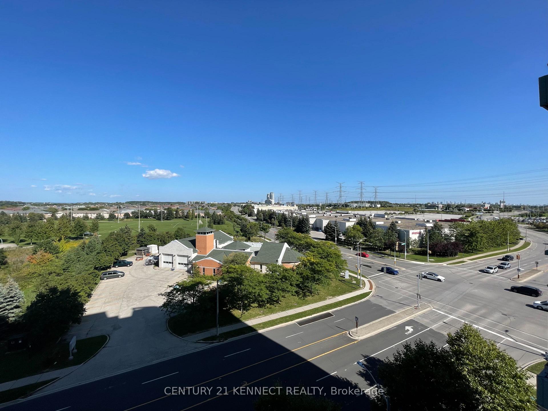 Photo 19 of Unit 707, 11 Oneida Crescent, Richmond Hill, Langstaff — HOMEH