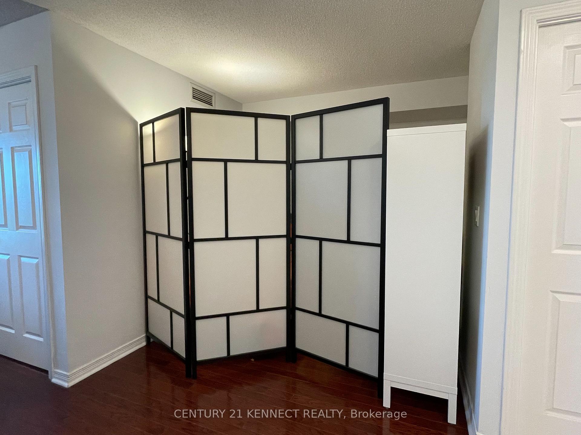 Photo 15 of Unit 707, 11 Oneida Crescent, Richmond Hill, Langstaff — HOMEH