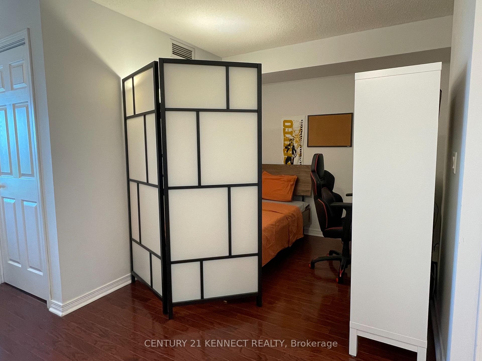 Photo 17 of Unit 707, 11 Oneida Crescent, Richmond Hill, Langstaff — HOMEH