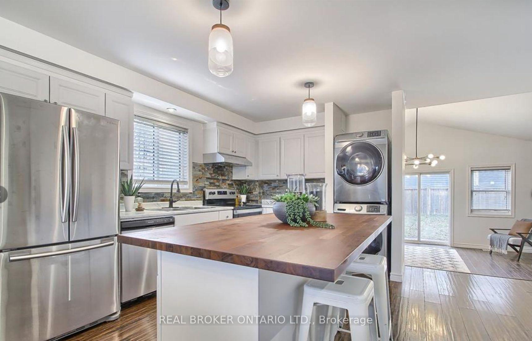 Photo 6 of Unit Main Floor, 57 Main Street S, Uxbridge — HOMEH