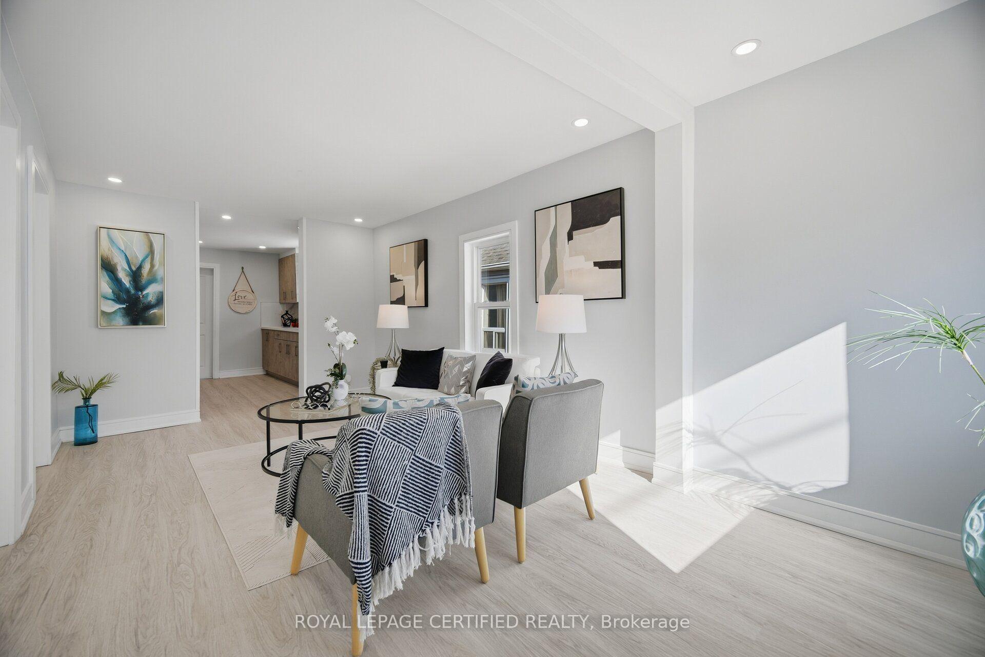 Photo 16 of 1019 Ogden Avenue, Mississauga, Lakeview — HOMEH