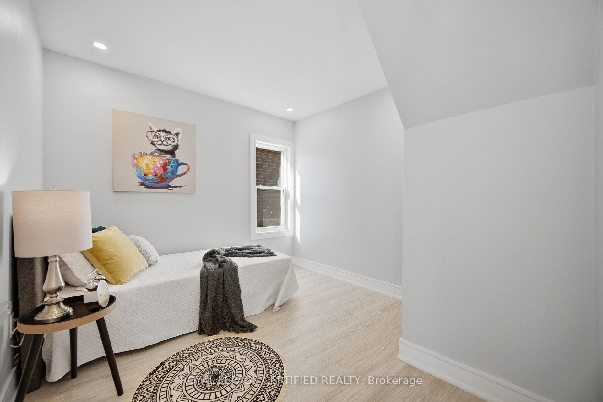 Photo 34 of 1019 Ogden Avenue, Mississauga, Lakeview — HOMEH