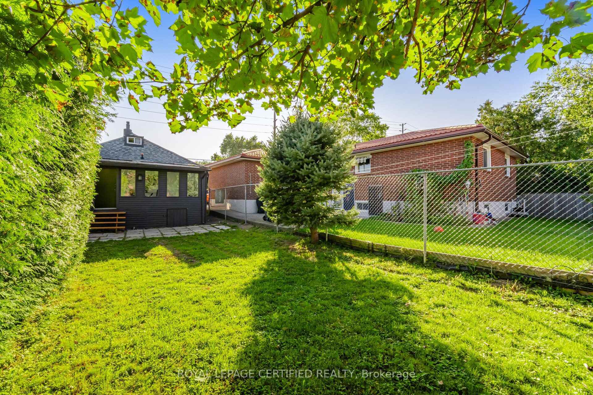 Photo 49 of 1019 Ogden Avenue, Mississauga, Lakeview — HOMEH