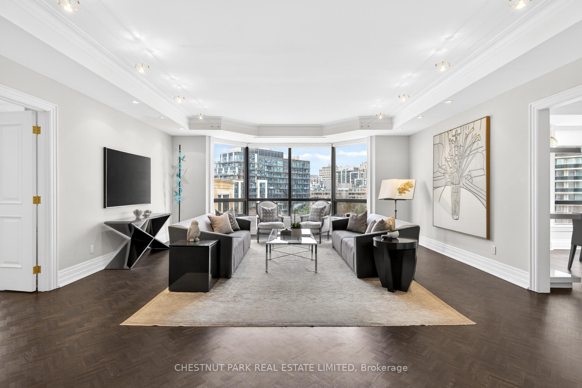 Photo 6 of Unit 701, 33 Jackes Avenue, Toronto, Rosedale-Moore Park — HOMEH