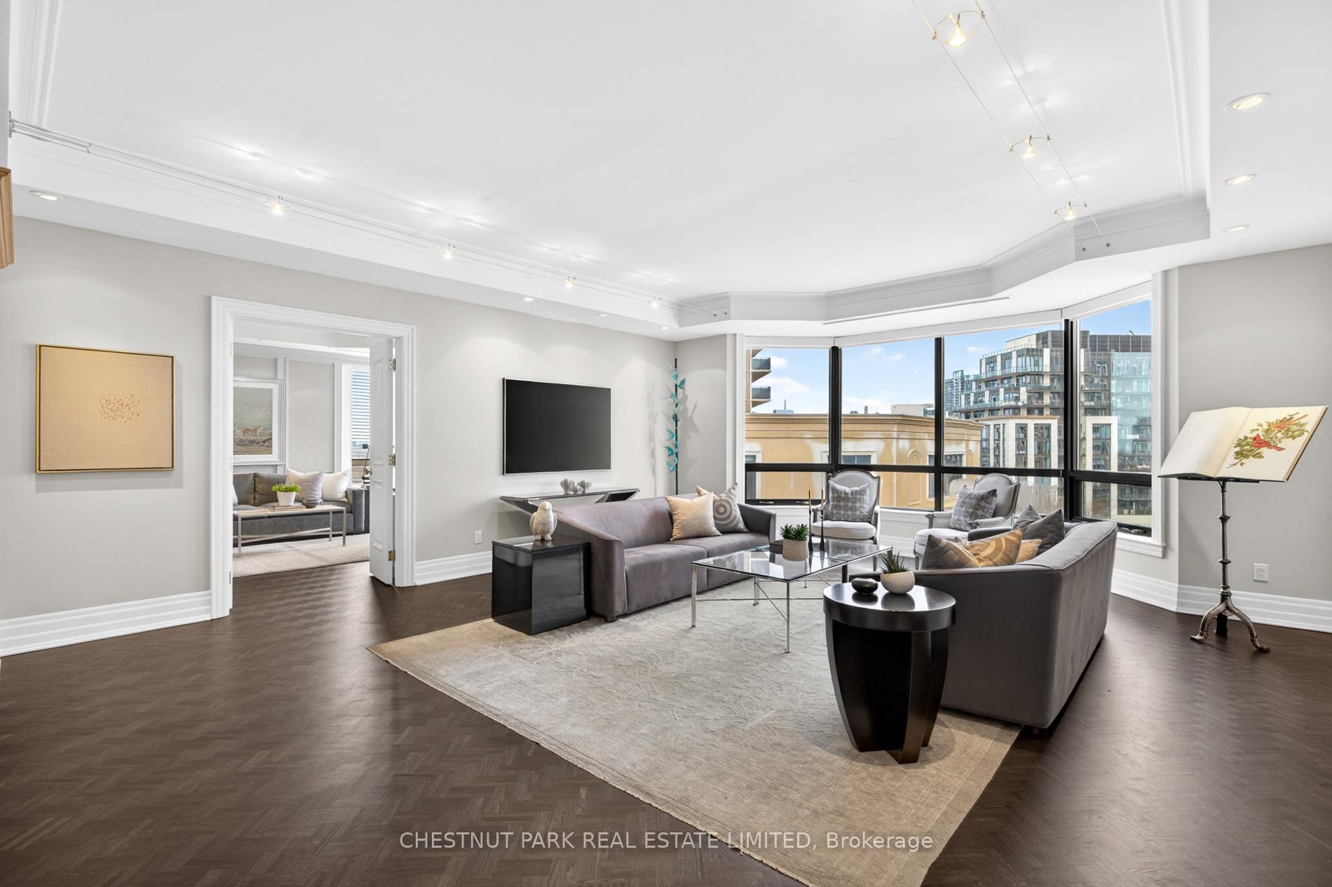 Photo 7 of Unit 701, 33 Jackes Avenue, Toronto, Rosedale-Moore Park — HOMEH