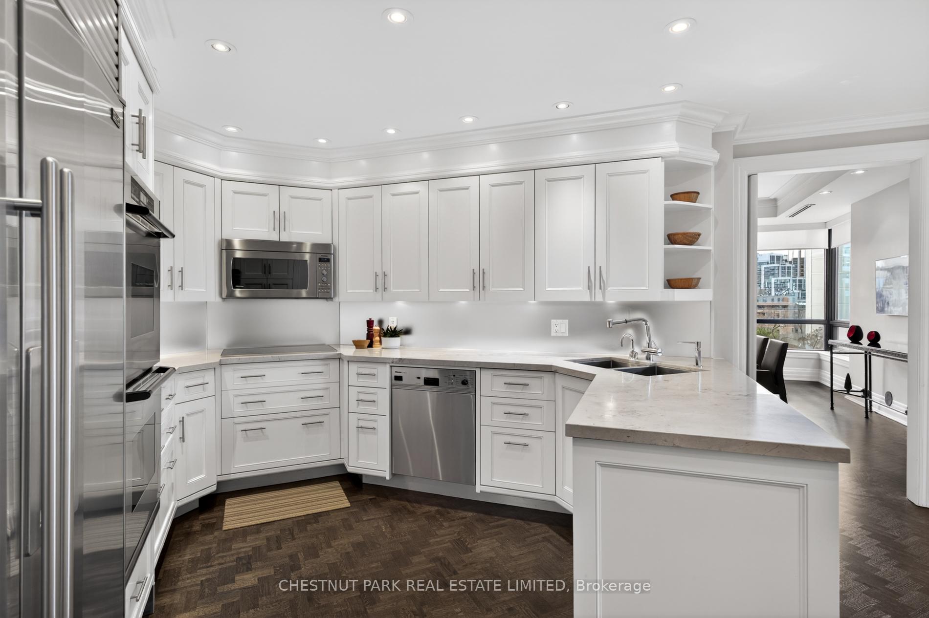Photo 14 of Unit 701, 33 Jackes Avenue, Toronto, Rosedale-Moore Park — HOMEH