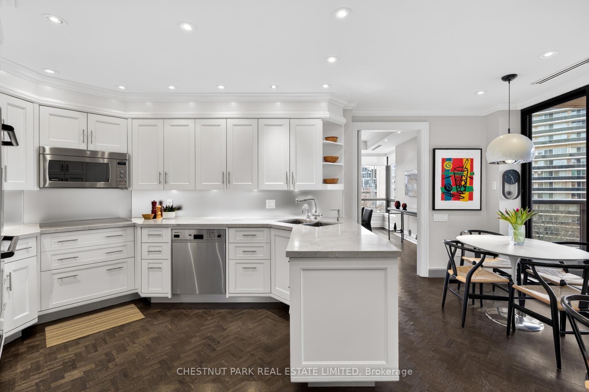 Photo 16 of Unit 701, 33 Jackes Avenue, Toronto, Rosedale-Moore Park — HOMEH