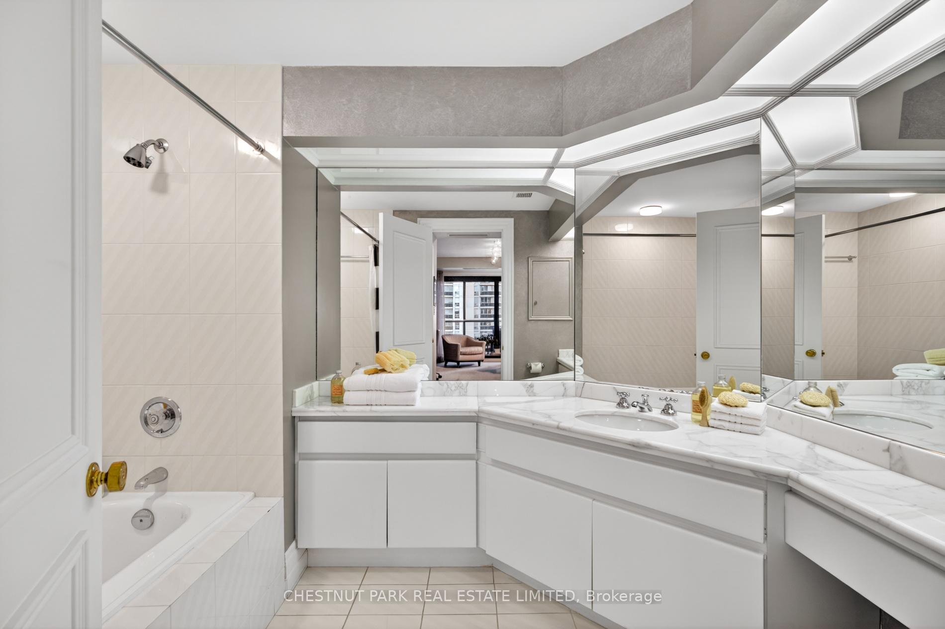 Photo 30 of Unit 701, 33 Jackes Avenue, Toronto, Rosedale-Moore Park — HOMEH