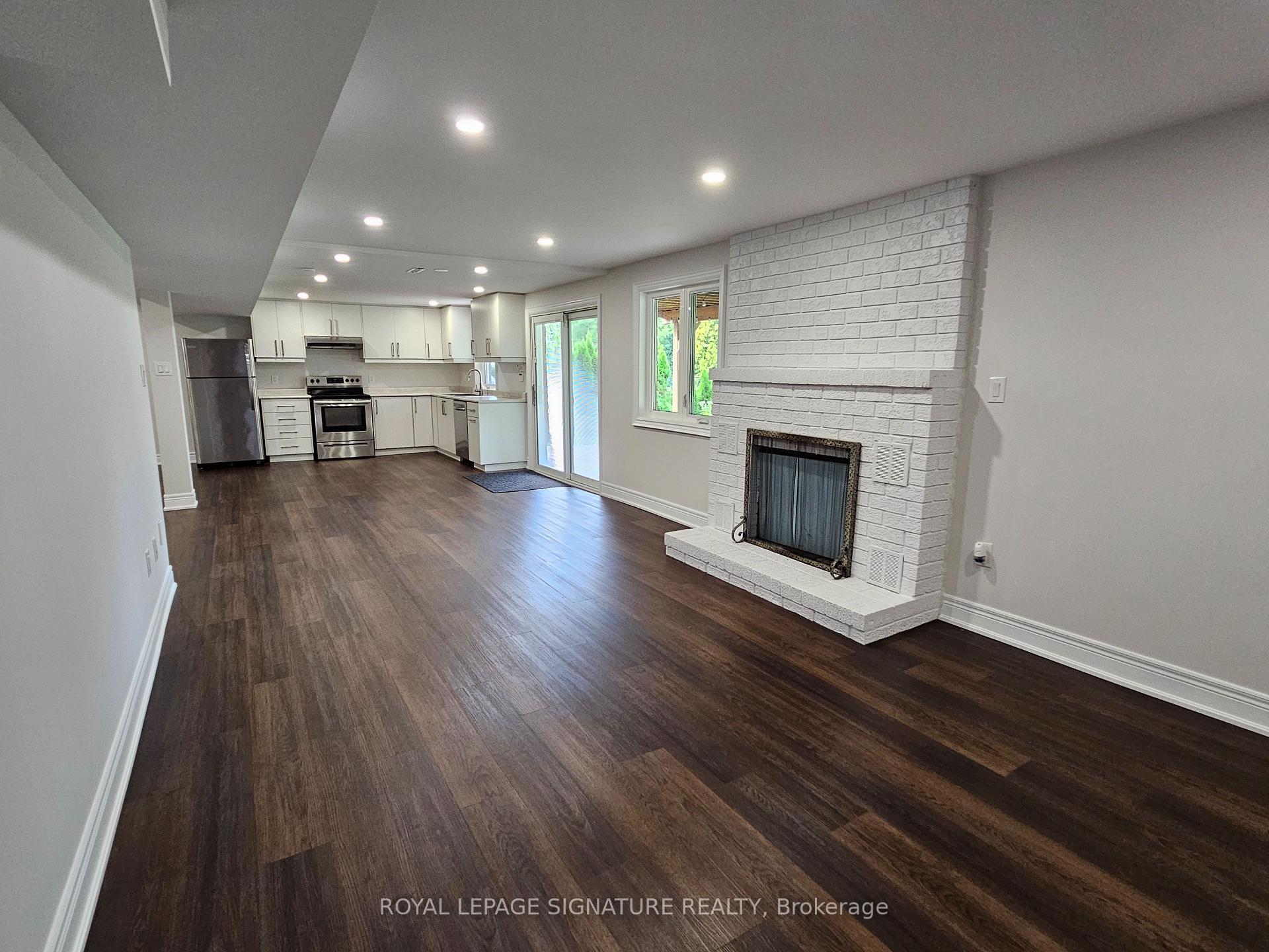 Photo 11 of Unit Lower, 30 Craigleith Crescent, Richmond Hill, Oak Ridges Lake Wilcox — HOMEH