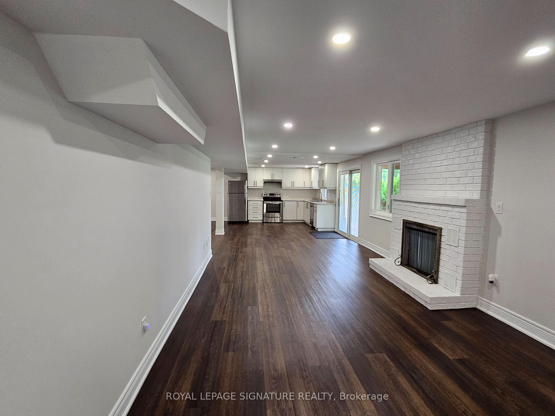 Photo 12 of Unit Lower, 30 Craigleith Crescent, Richmond Hill, Oak Ridges Lake Wilcox — HOMEH