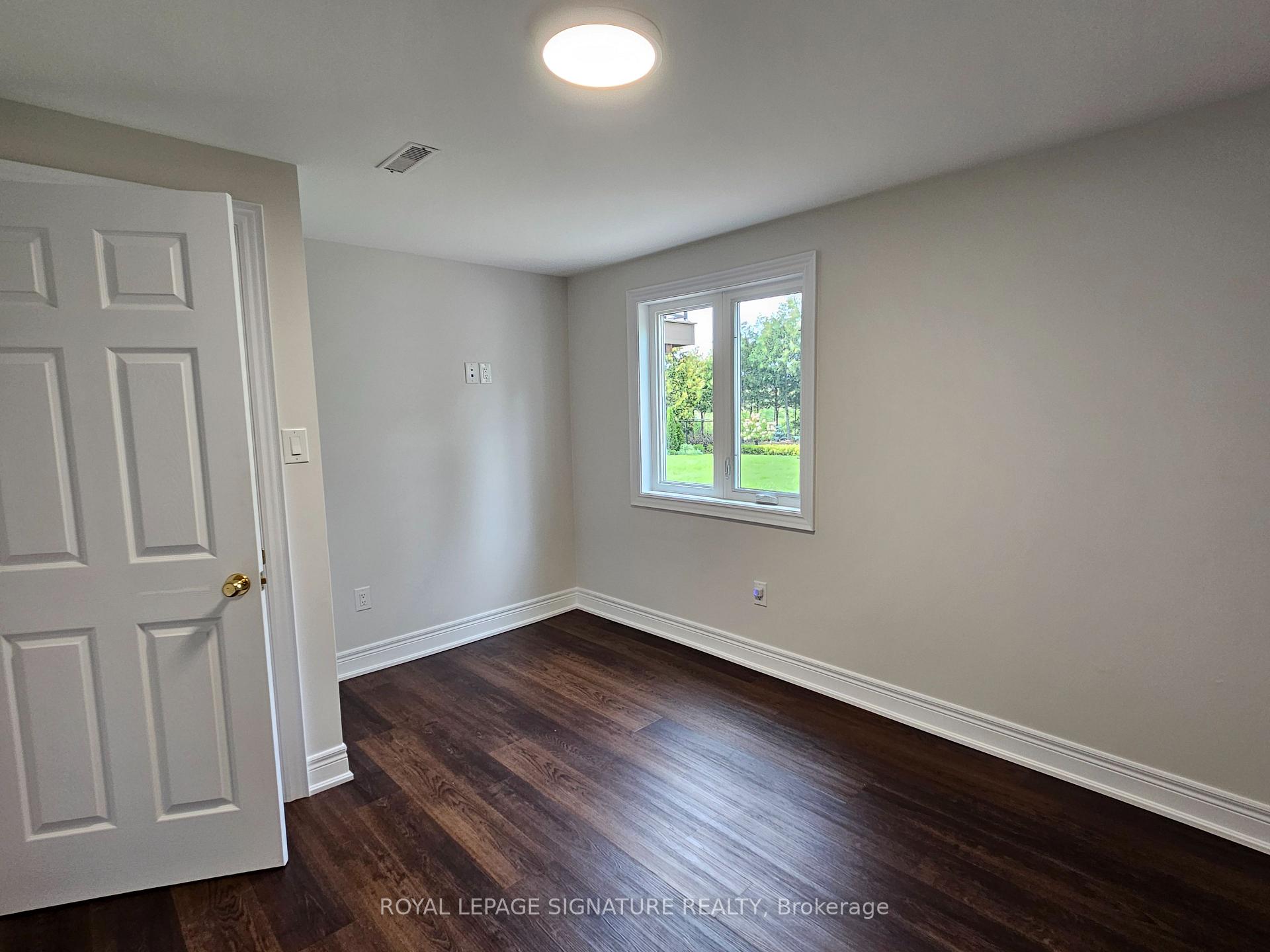 Photo 19 of Unit Lower, 30 Craigleith Crescent, Richmond Hill, Oak Ridges Lake Wilcox — HOMEH