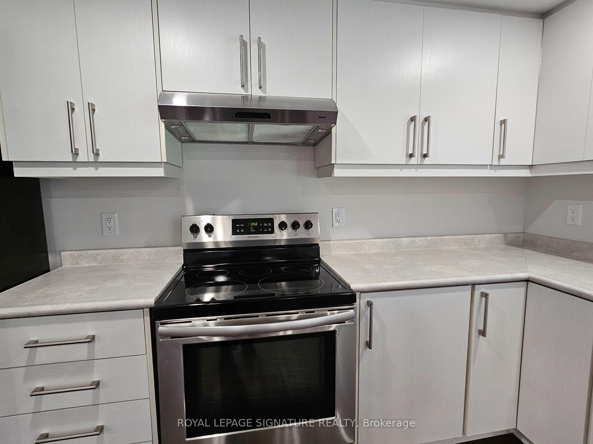 Photo 25 of Unit Lower, 30 Craigleith Crescent, Richmond Hill, Oak Ridges Lake Wilcox — HOMEH