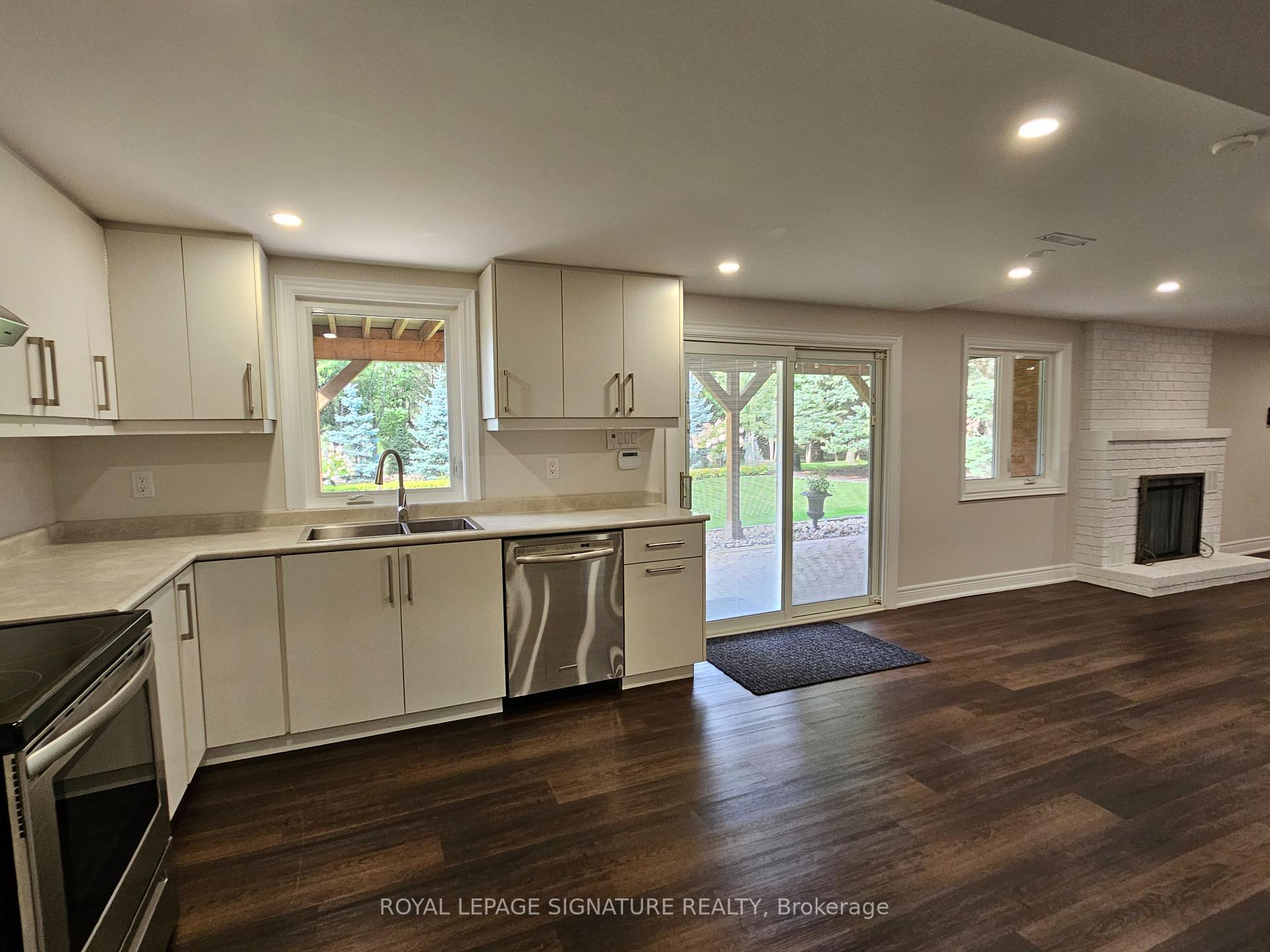 Photo 31 of Unit Lower, 30 Craigleith Crescent, Richmond Hill, Oak Ridges Lake Wilcox — HOMEH