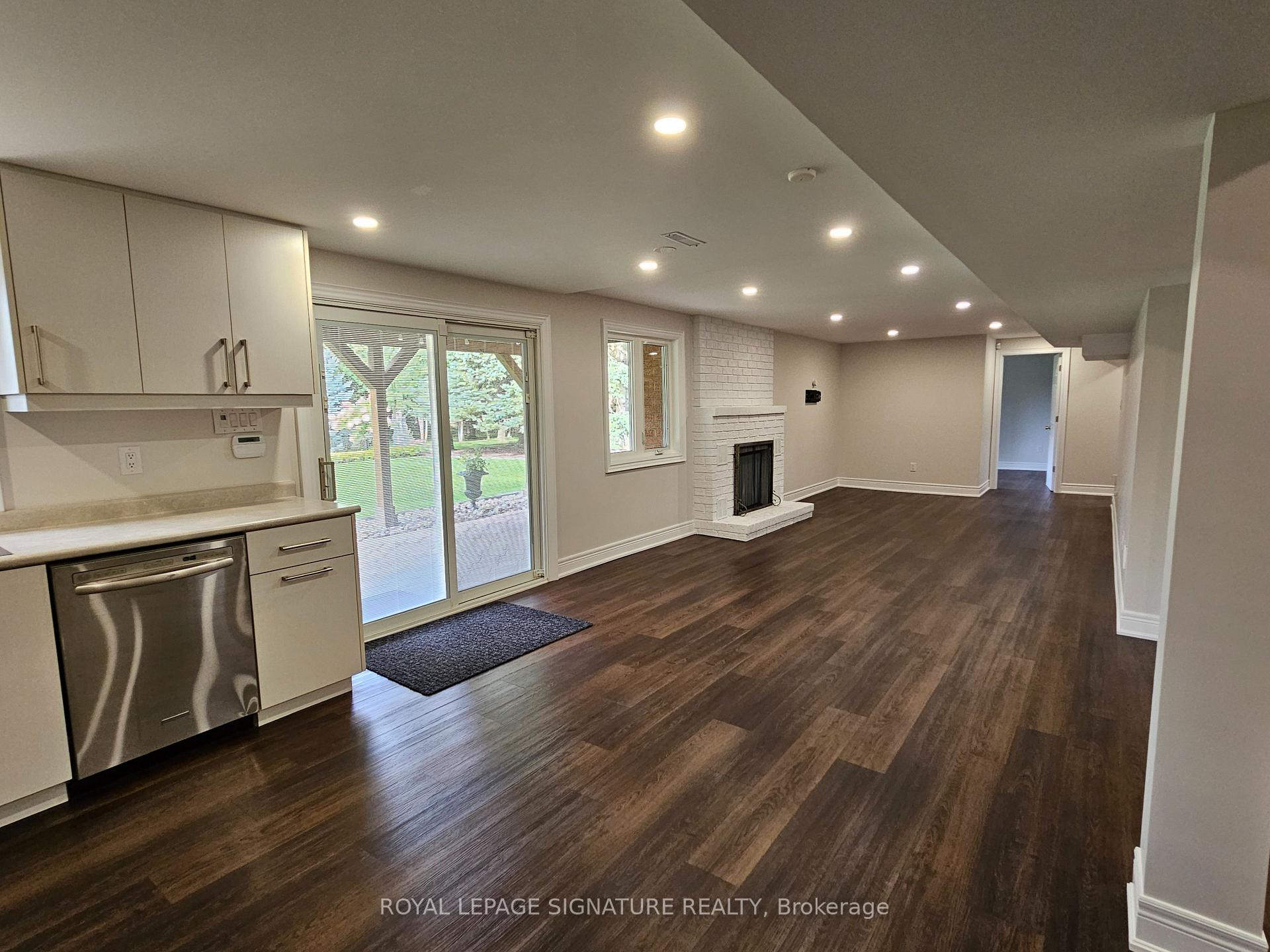 Photo 32 of Unit Lower, 30 Craigleith Crescent, Richmond Hill, Oak Ridges Lake Wilcox — HOMEH