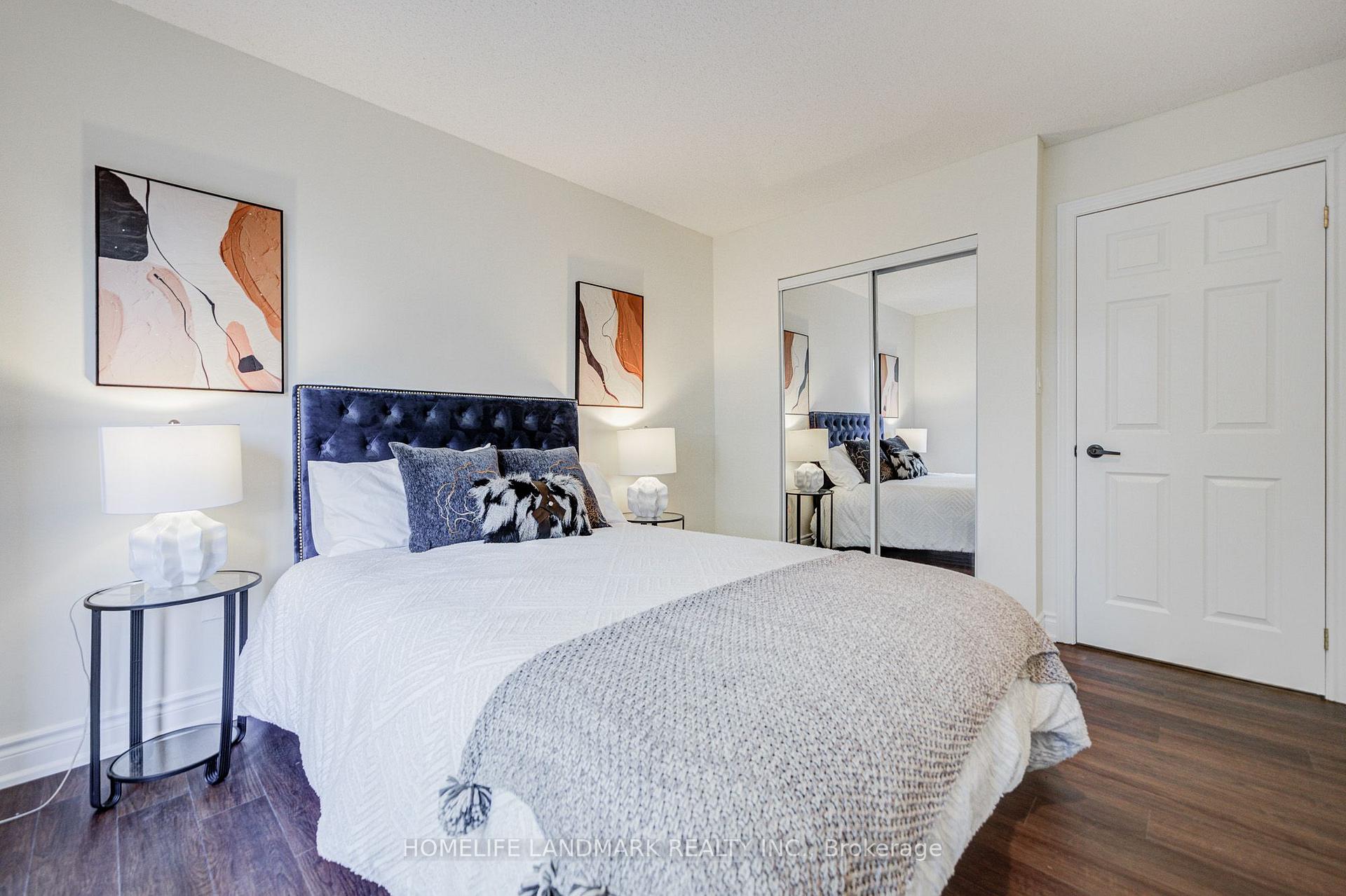 Photo 12 of 178 Leitchcroft Crescent, Markham, Commerce Valley — HOMEH