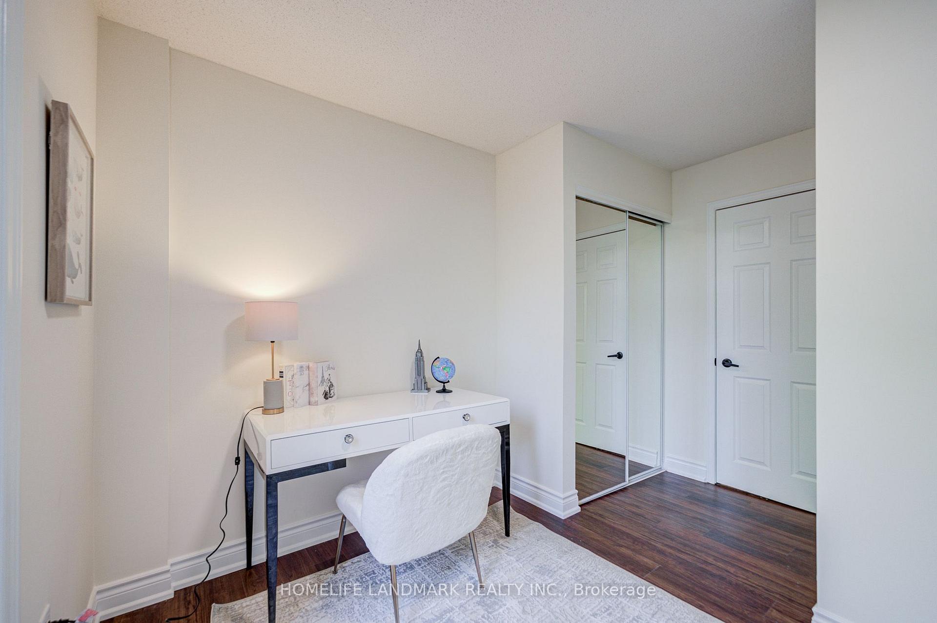 Photo 15 of 178 Leitchcroft Crescent, Markham, Commerce Valley — HOMEH