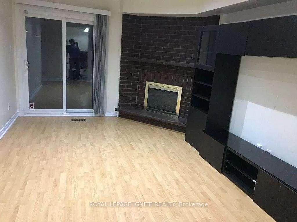 Photo 10 of Unit Main, 72 Brimstone Crescent, Scarborough, Agincourt North — HOMEH